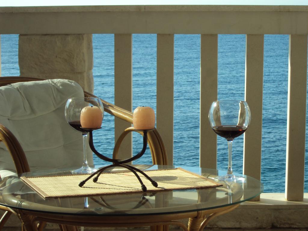 Beachfront First Line View Sveti Stefan Habitación foto